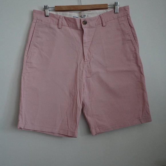 Old Navy pink shorts - Picture 1 of 8
